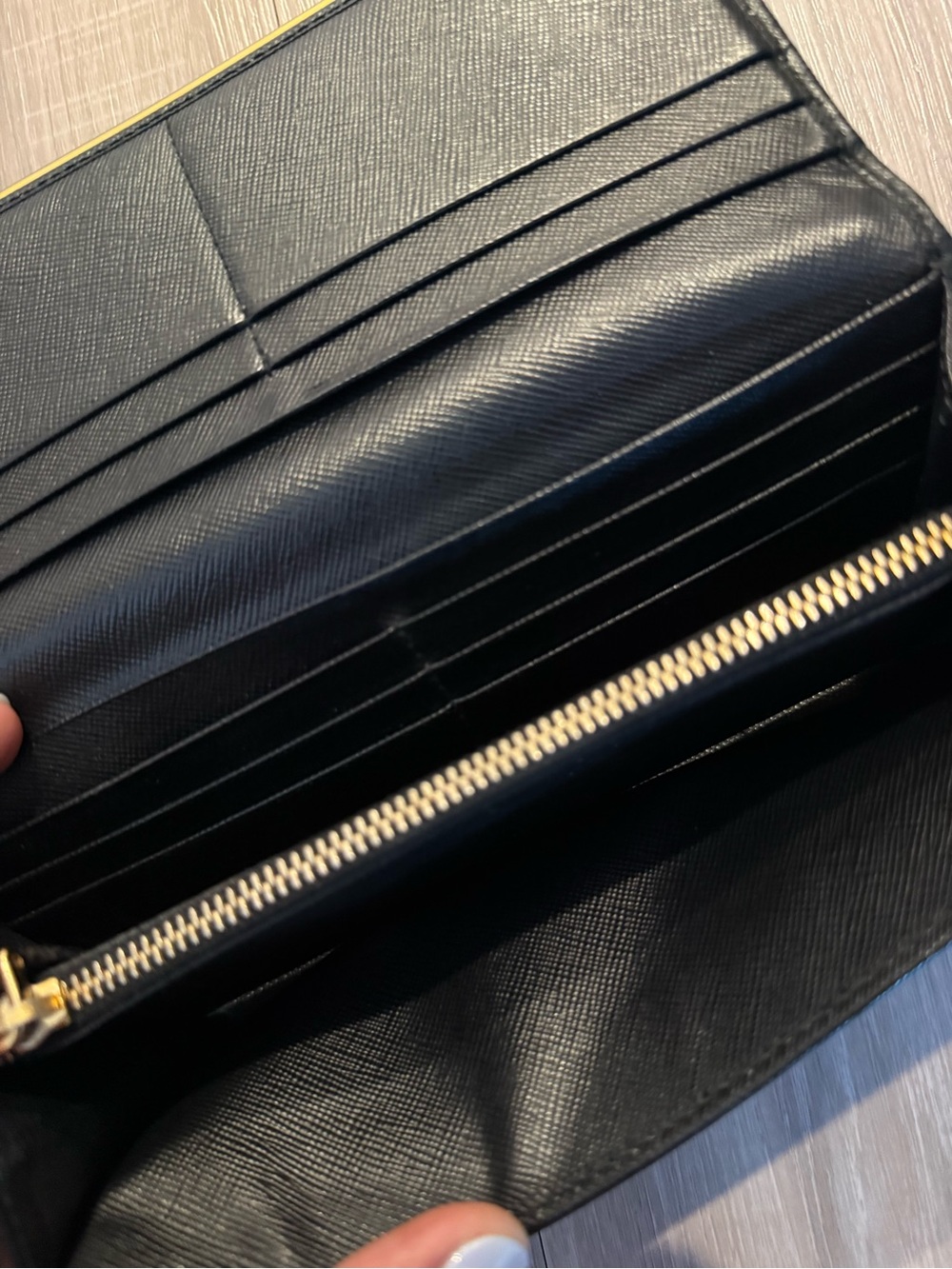 Prada Black Saffiano Leather Wallet - Picture 5 of 7